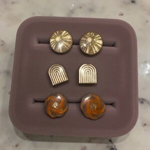 Chic Gold and Brown Earrings Set
